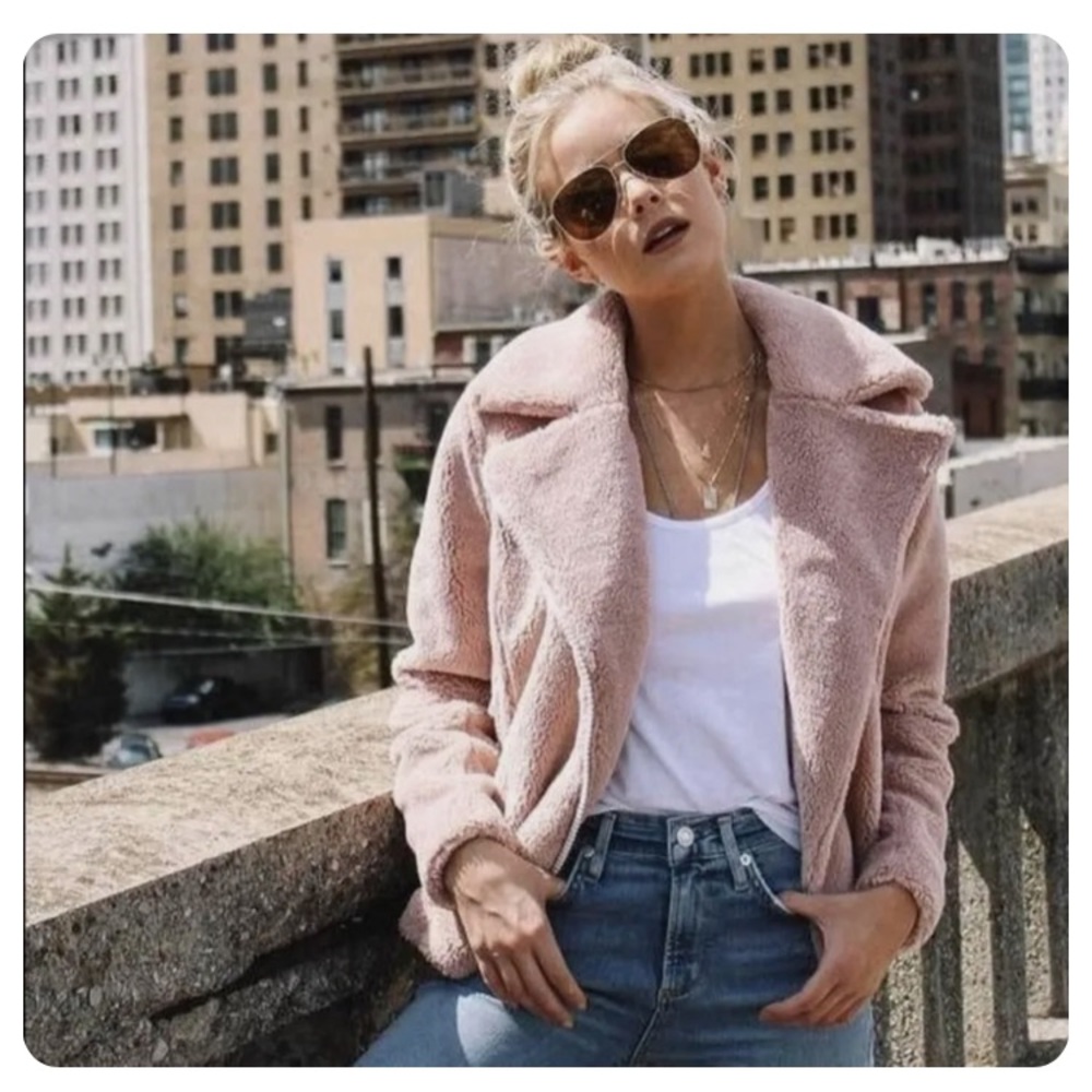 MOTHER Sherpa Fleece Rider Jacket in Tough Girl. Moto. Blush. Size Small